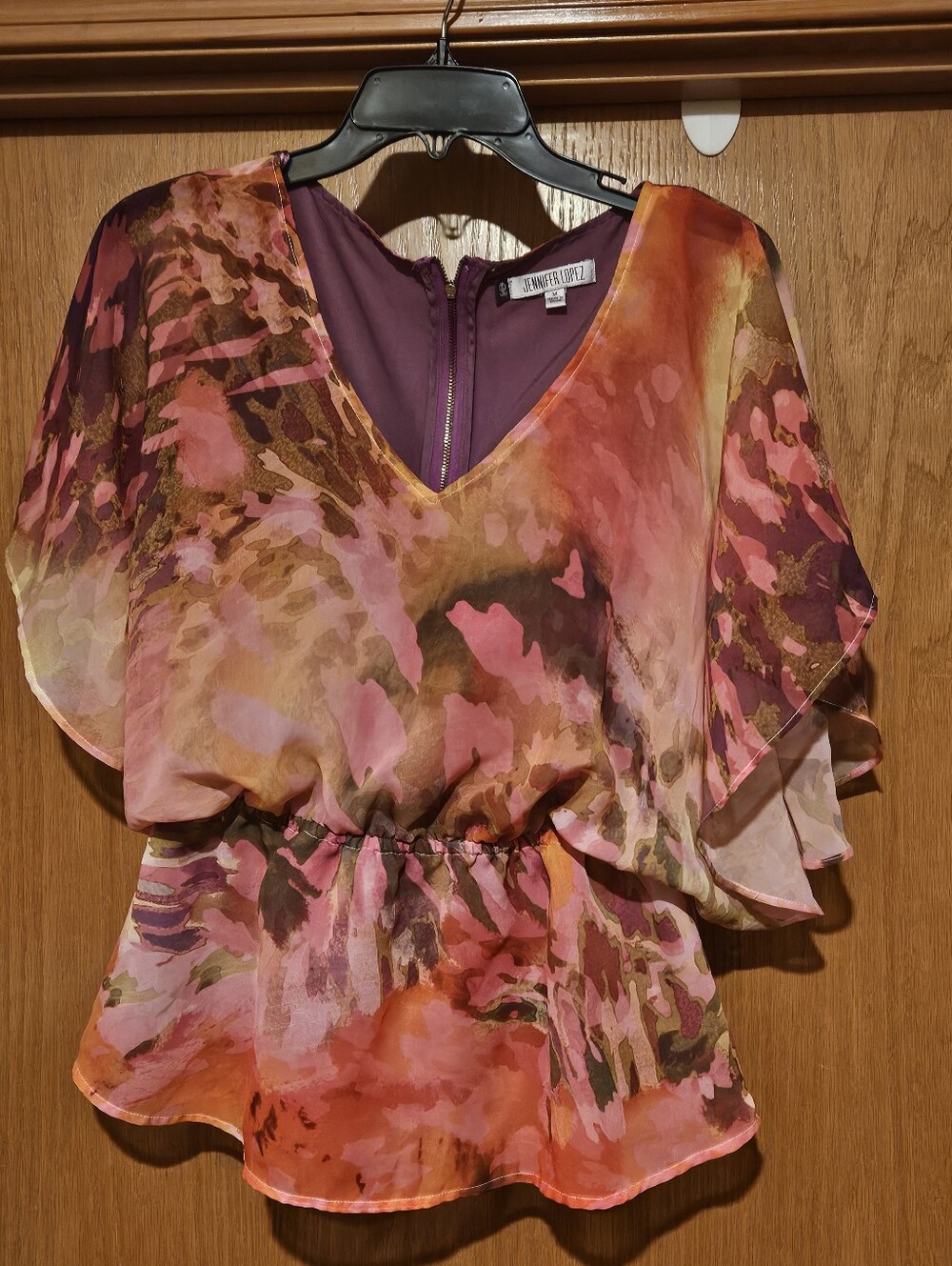 Jennifer Lopez Pink Orange Floral V-Neck Flutter-Sleeve Blouse